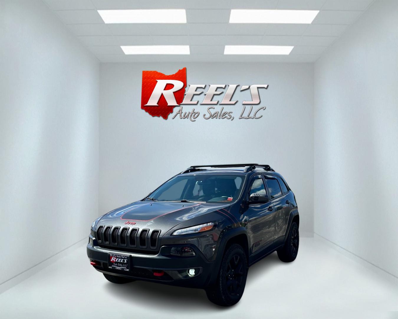 2017 Gray /Black Jeep Cherokee Trailhawk 4WD (1C4PJMBSXHW) with an 3.2L V6 DOHC 24V engine, 9A transmission, located at 547 E. Main St., Orwell, OH, 44076, (440) 437-5893, 41.535435, -80.847855 - Photo#0